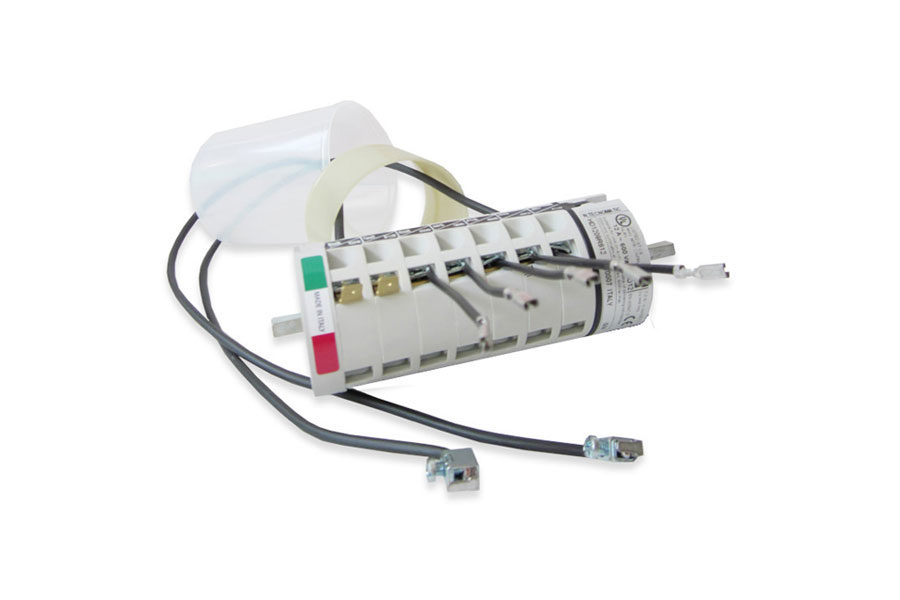 Step switch for use on ovens and industrial kitchens